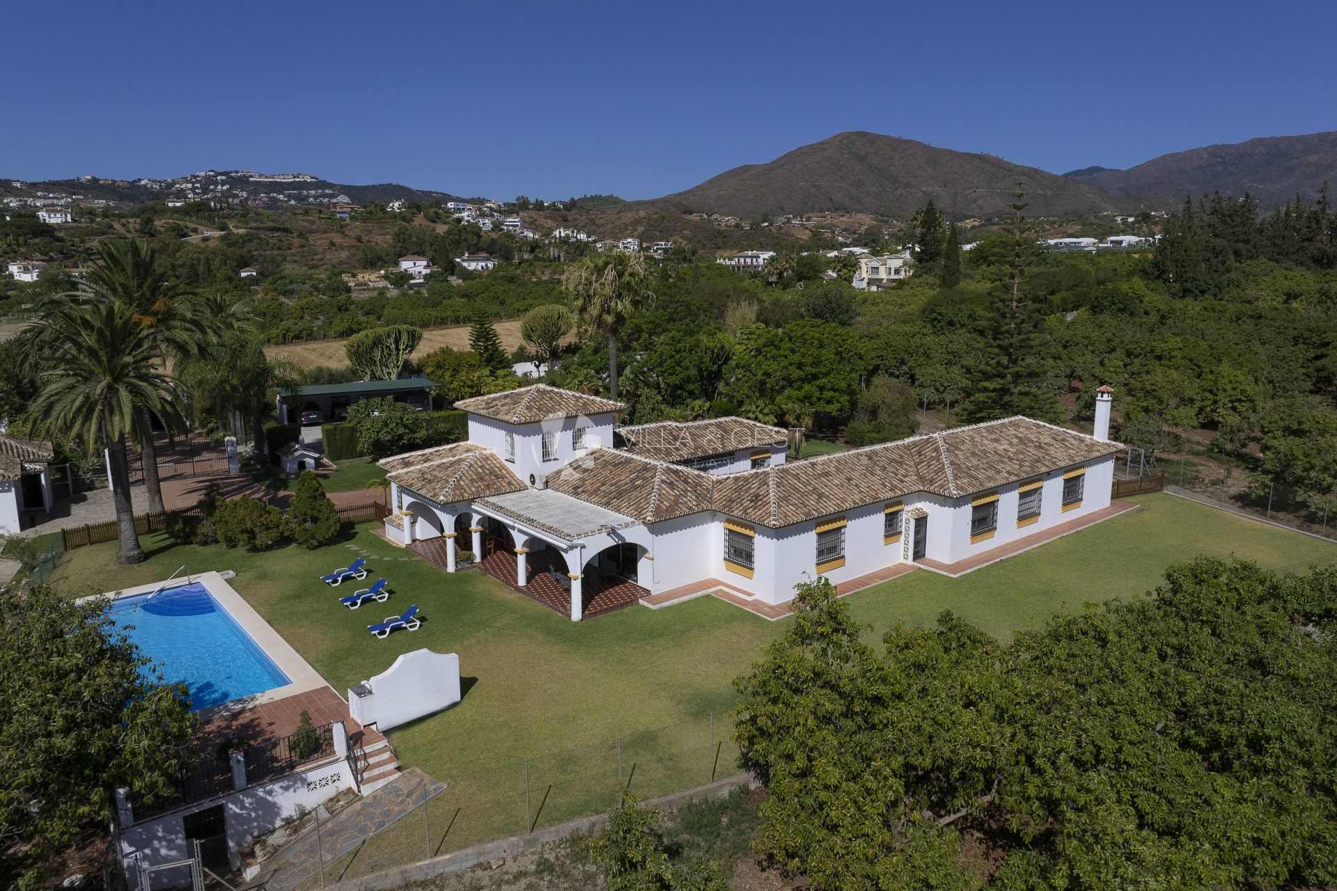 Spectacular Finca: 112.000 sq mts of nature 10 minutes from la Cala de Mijas