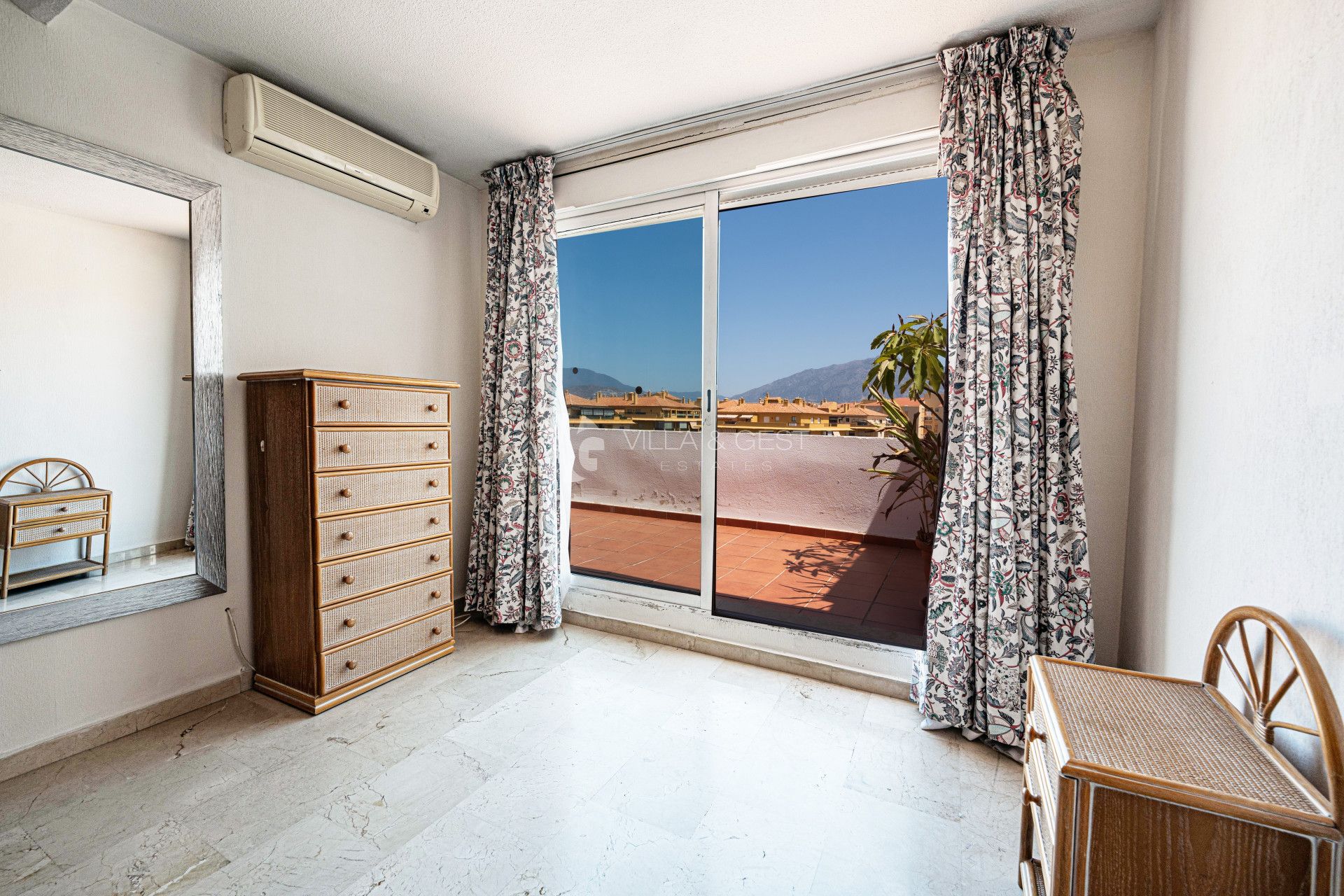 Duplex Penthouse for sale in San Pedro de Alcantara, Costa del Sol