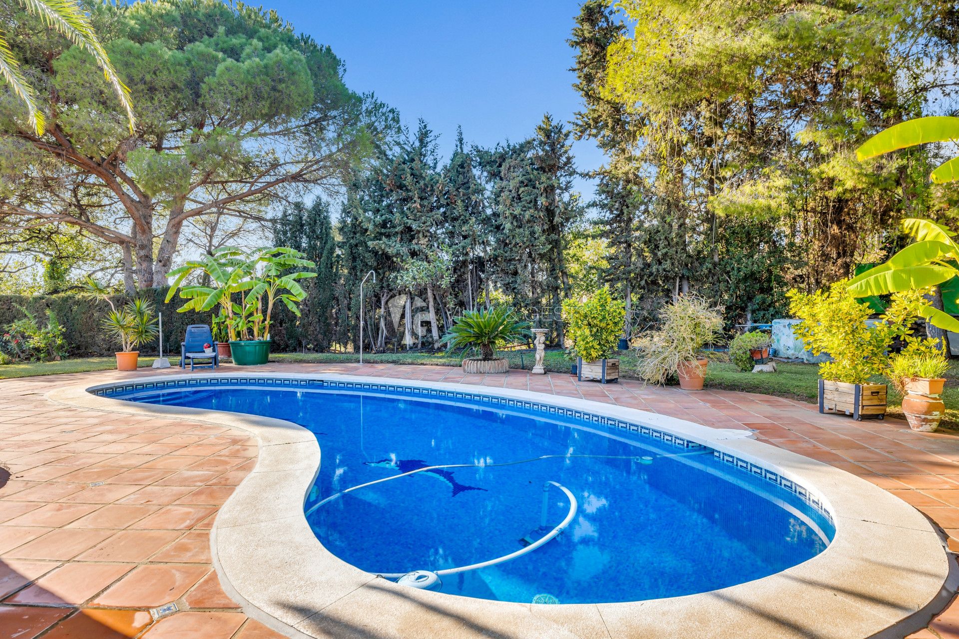 Andalusian Country Villa in Selwo, The New Golden Mile, with Spectacular Sea Views