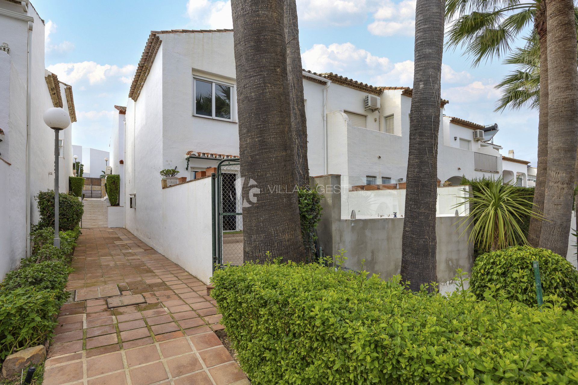 Great three-bedroom townhouse in Bel-Air, in the new Golden Mile